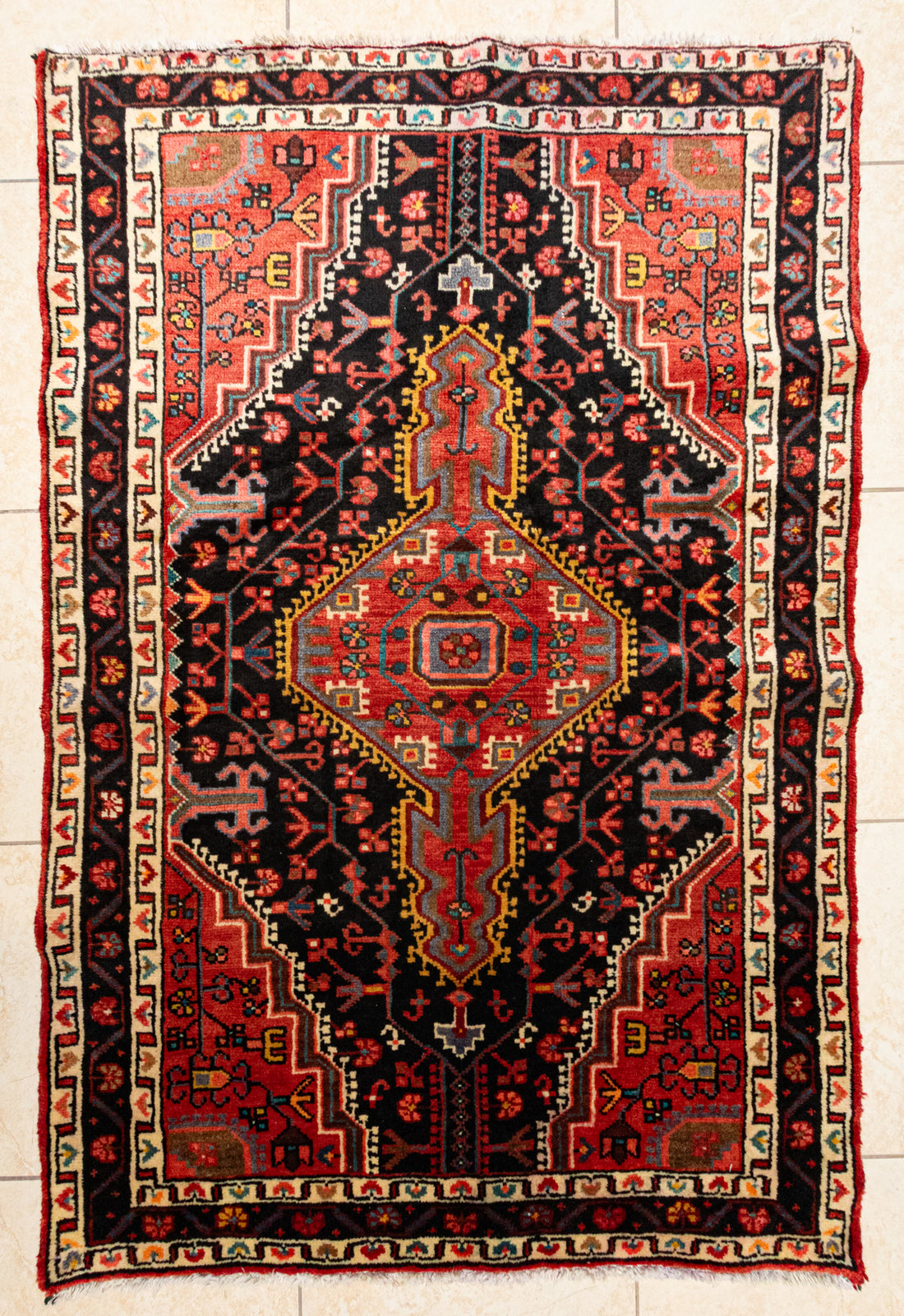 Hand Knotted Wool Isfahan Persian Rug