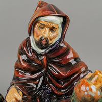 ROYAL DOULTON Figurine The Potter HN 1493