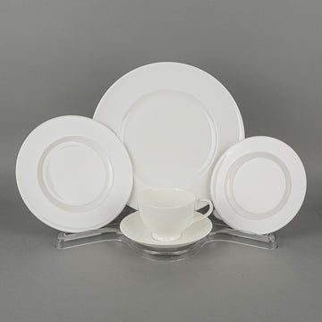 ROYAL DOULTON Plain White 8 Place Settings Plus Extras