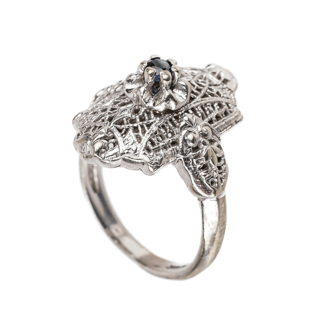 Art Deco 14K White Gold Filigree Blue Spinel Ring