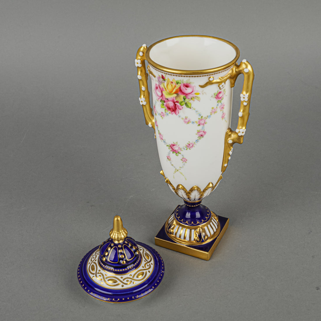 ROYAL WORCESTER Hand Painted Floral Lidded Cabinet Vase 2366
