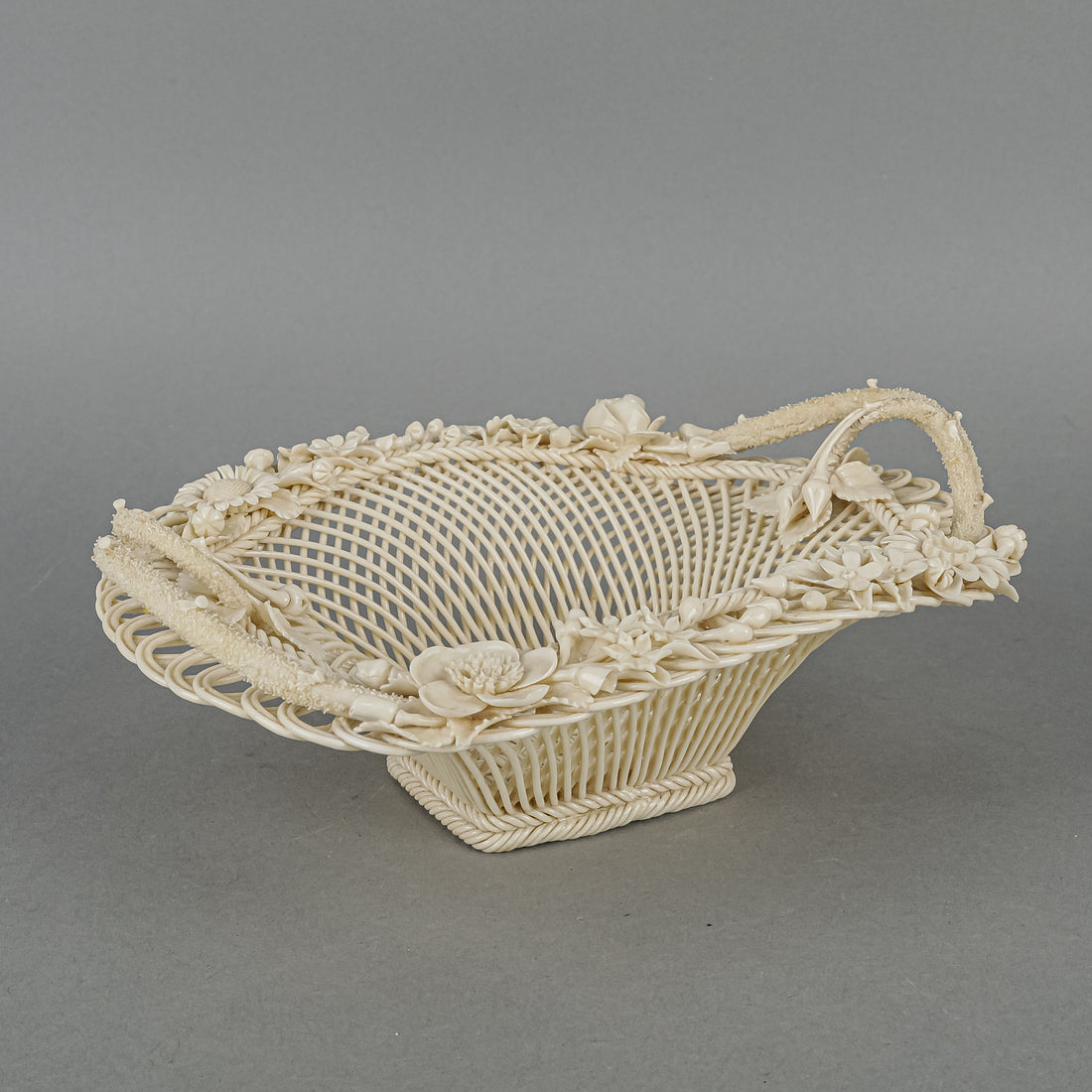 BELLEEK Open Weave Basket With Floral Applique