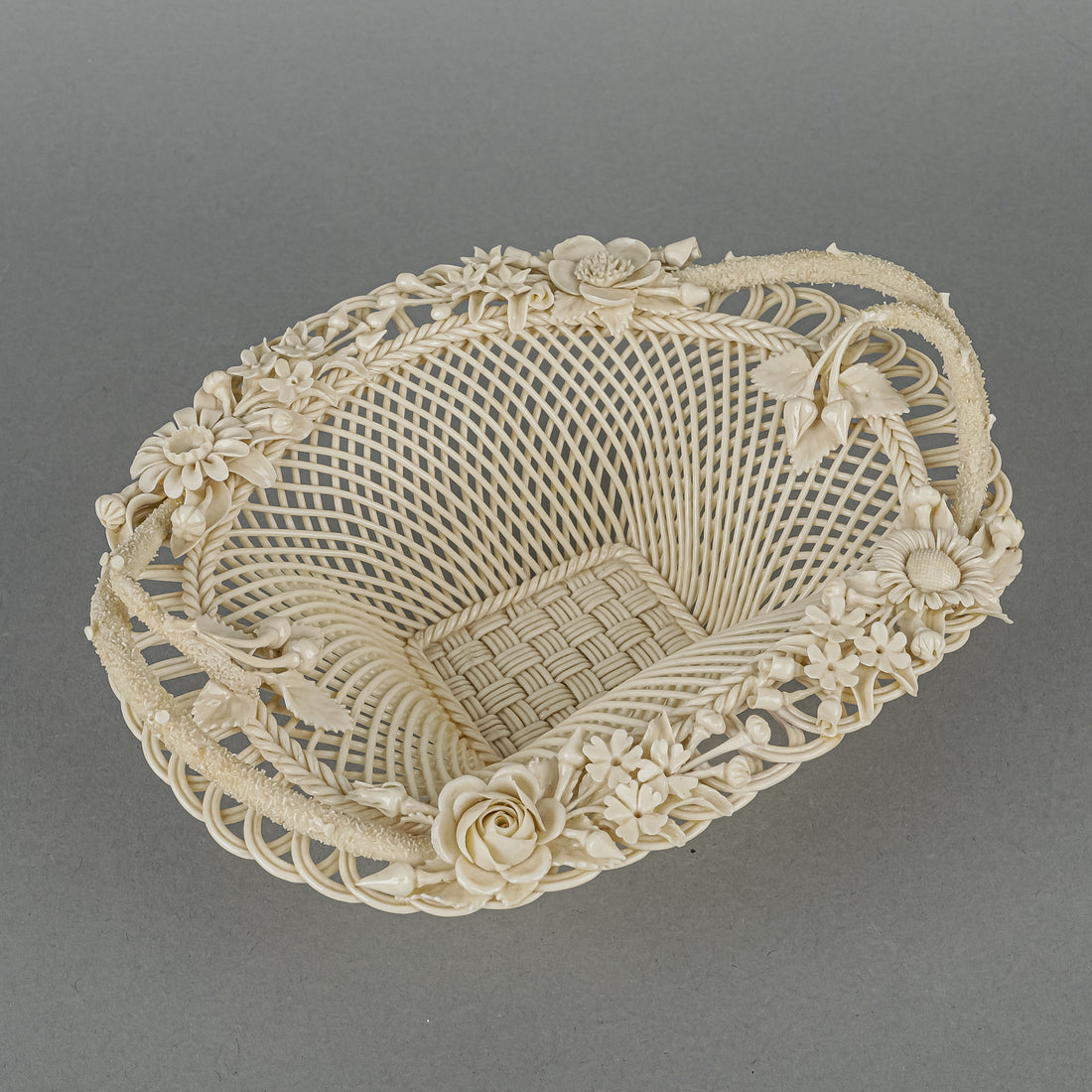 BELLEEK Open Weave Basket With Floral Applique