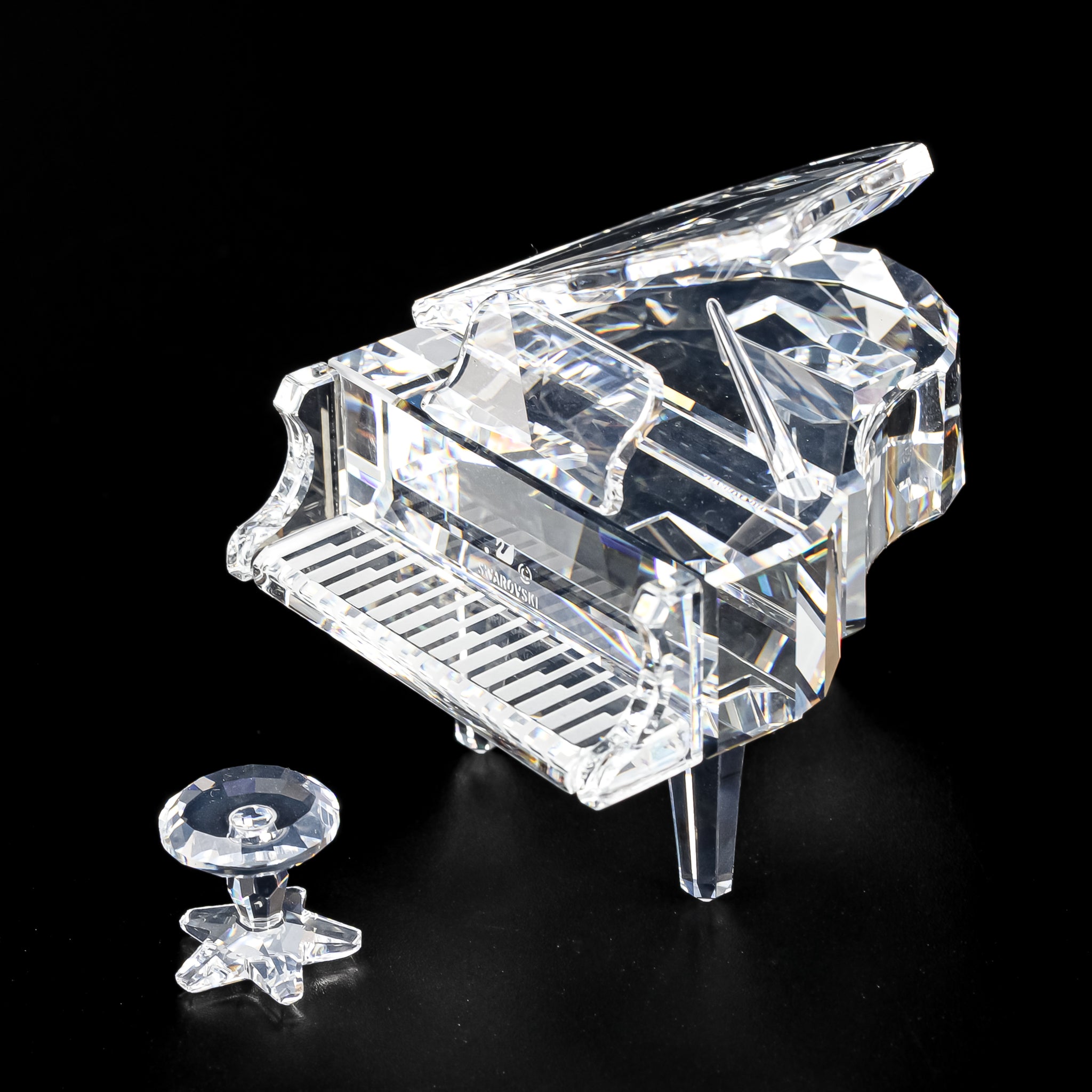 スワロフスキー SWAROVSKI グランドピアノと椅子 箱付き 174506 楽天市場】【中古】スワロフスキークリスタル「グランドピアノ」174506