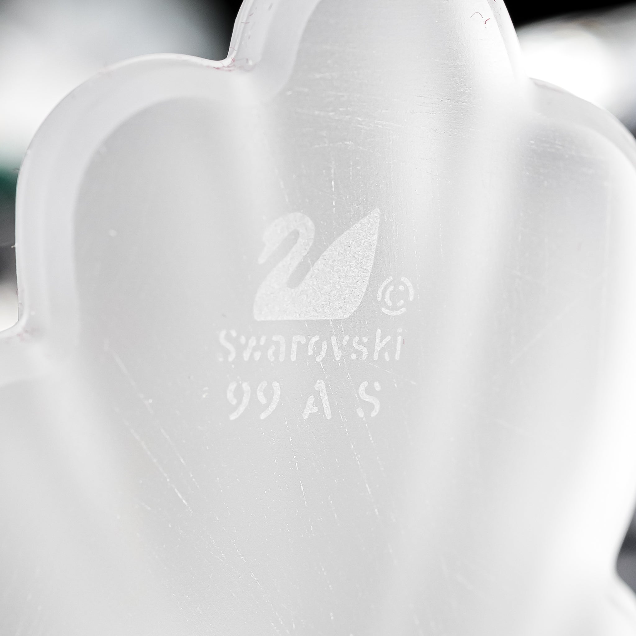 SWAROVSKI Pierrot 230586 1999 Annual Edition & Stand - Around The