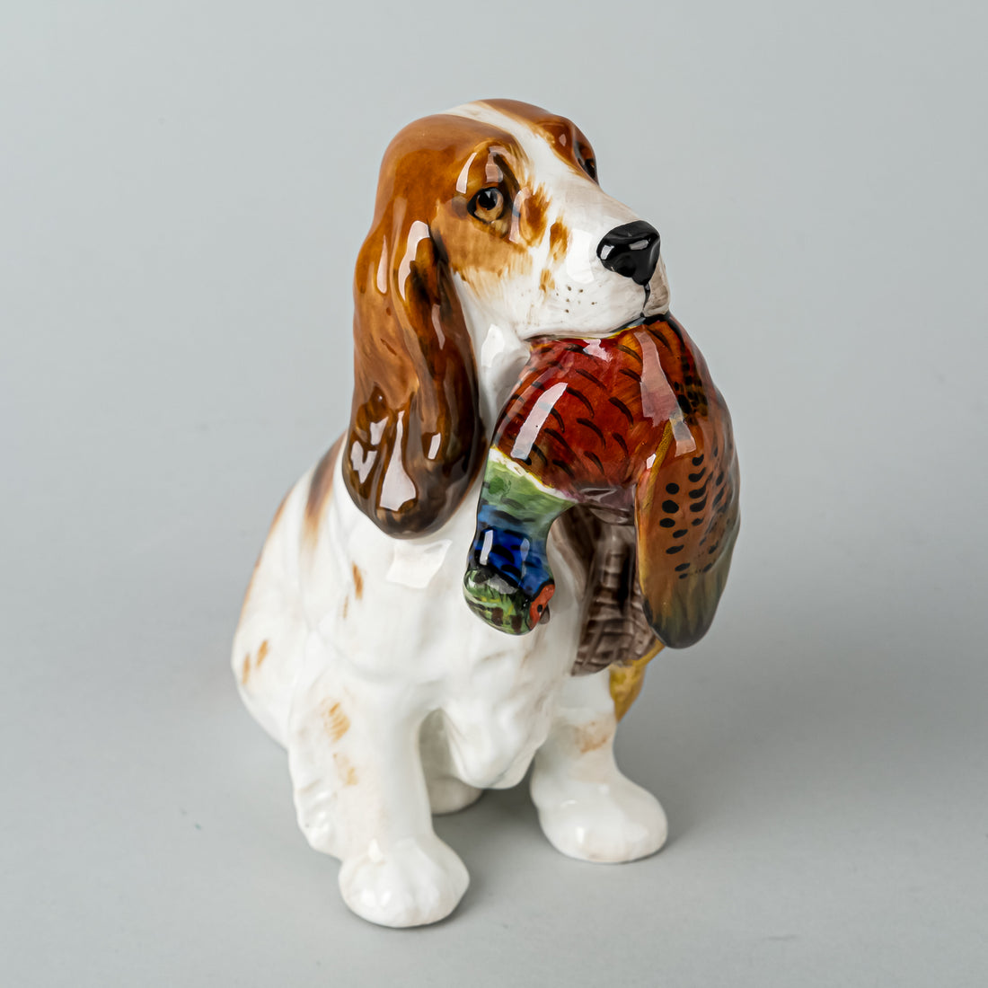 ROYAL DOULTON Figurine Cocker Spaniel With Pheasant HN 1028