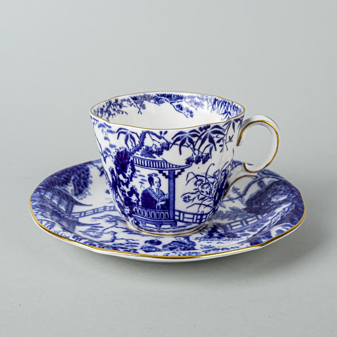 ROYAL CROWN DERBY Mikado 7 Place Settings Plus Extras