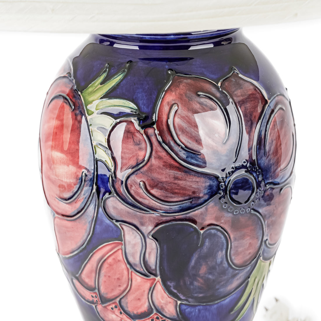 MOORCROFT Anemone Blue Ground Lamp with Shade