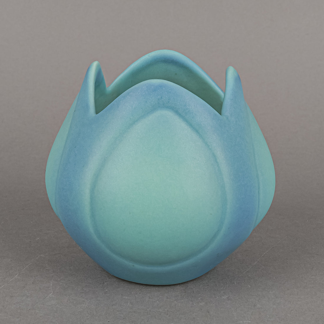 VAN BRIGGLE POTTERY Pot