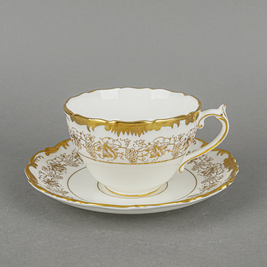 COALPORT Hazelton White 10 Place Settings Plus Extras