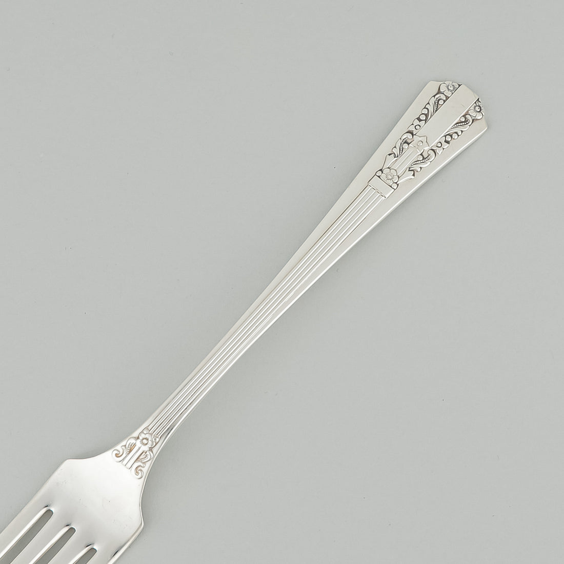 Wm A ROGERS Lido SP Flatware 8 PS Plus Extras