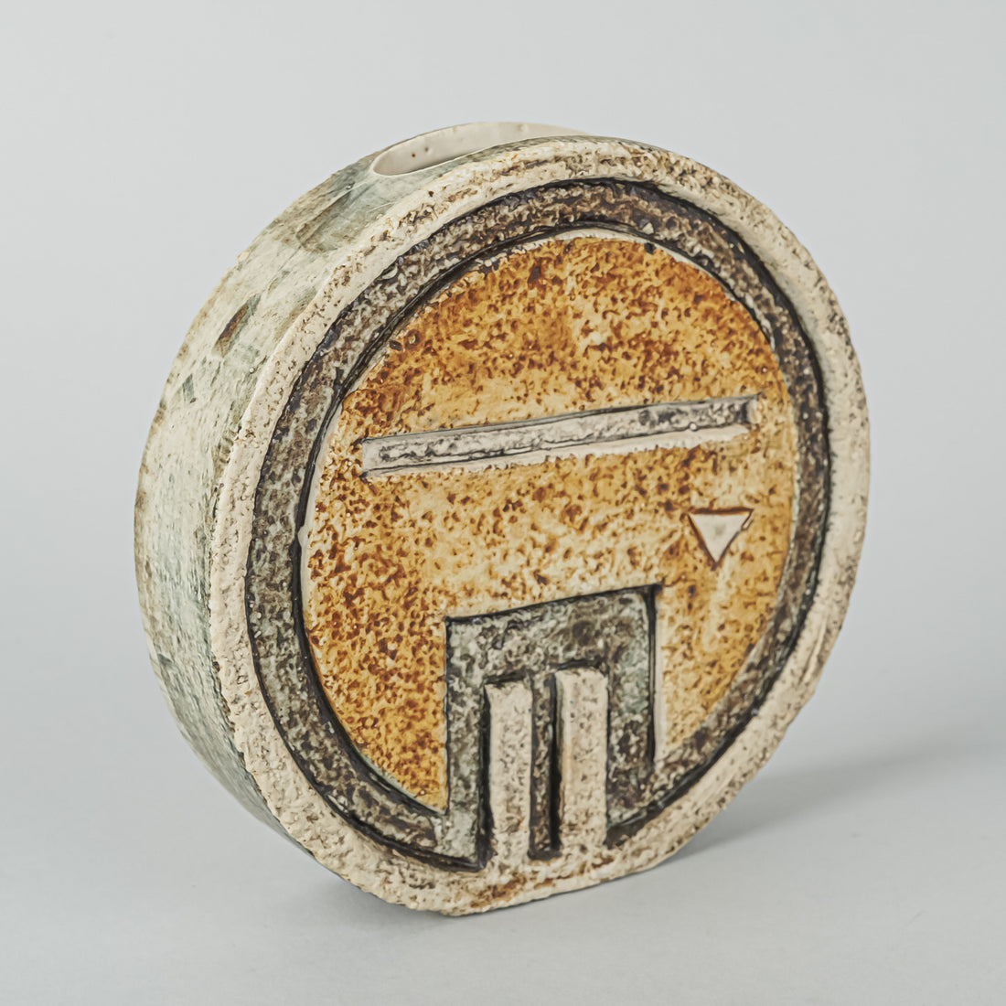 TROIKA Pottery Wheel Vase