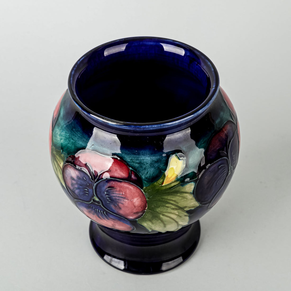 MOORCROFT Pansy Blue Ground Vase