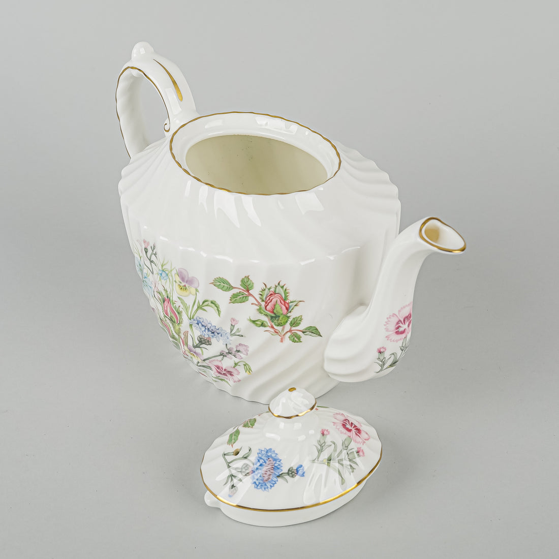 AYNSLEY Wild Tudor Teapot w/Lid