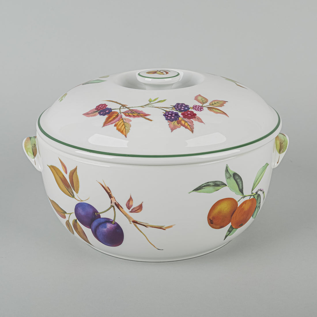 ROYAL WORCESTER Evesham Vale Round Covered Casserole