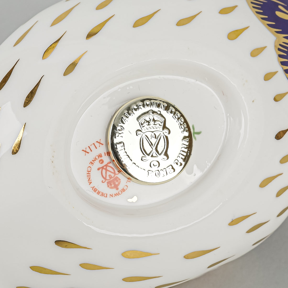ROYAL CROWN DERBY Paperweight Owl