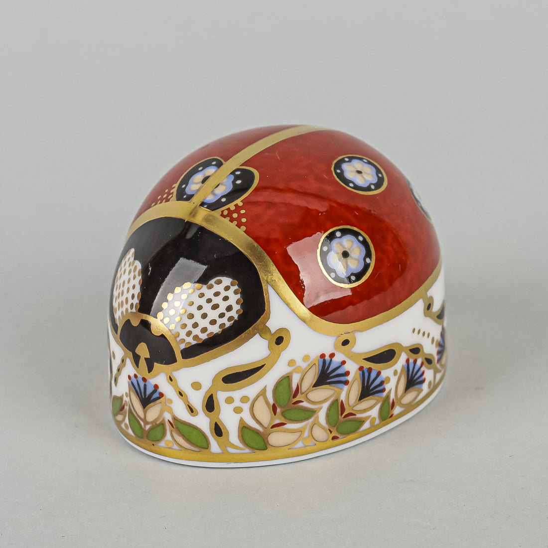 ROYAL CROWN DERBY Paperweight Ladybird