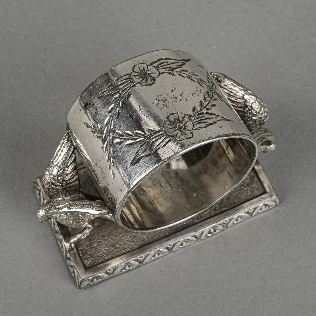 TORONTO SP CO Figural Napkin Ring - Two Birds