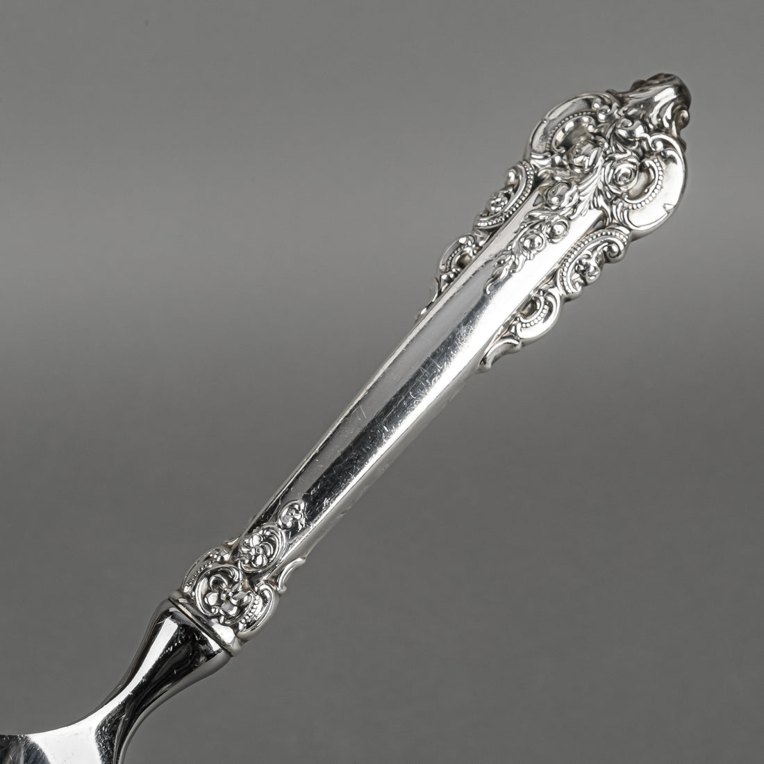 WALLACE Grande Baroque Sterling Handle And Stainless Steel Pierced Spoon