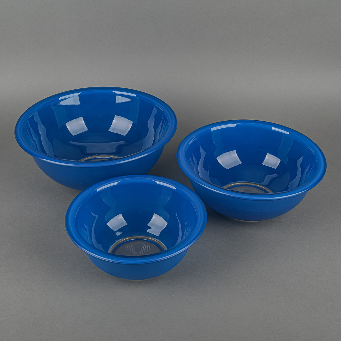 PYREX Blue Glass Nesting Mixing Bowls Set Of 3