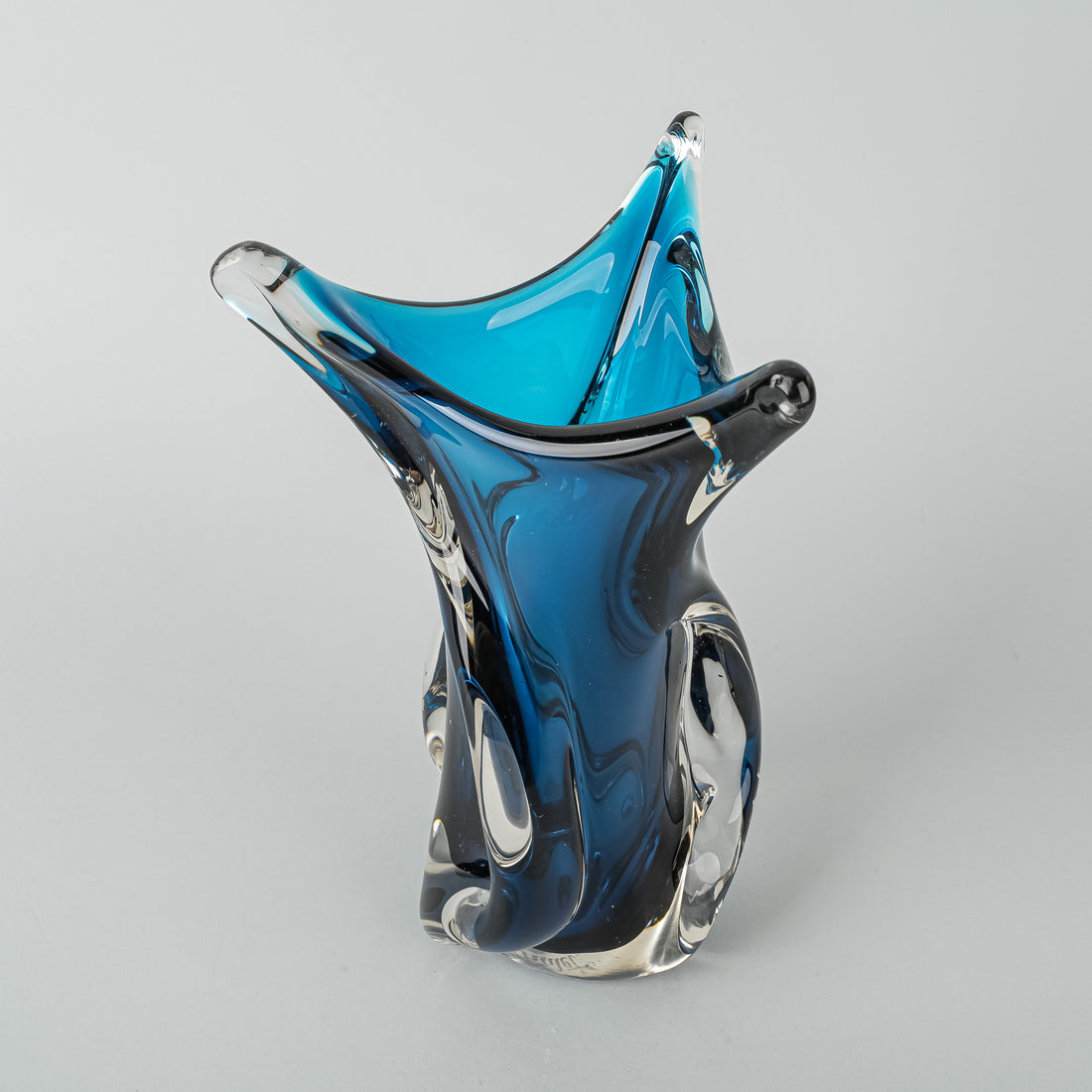 CHALET Free From Art Glass Twist Vase Blue
