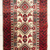 Hand Knotted Wool Persian Style Rug