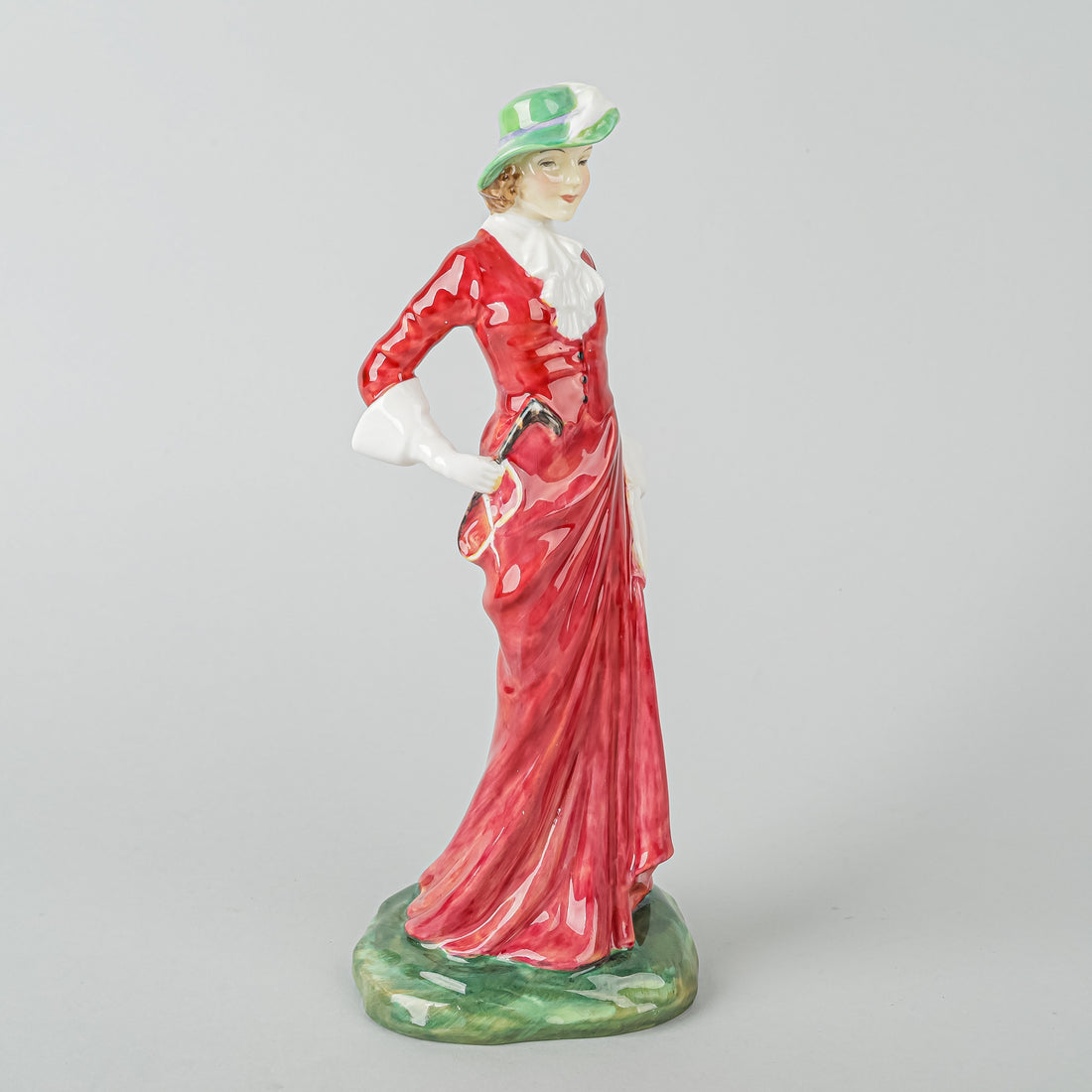 ROYAL DOULTON  Figurine Karen HN 1994