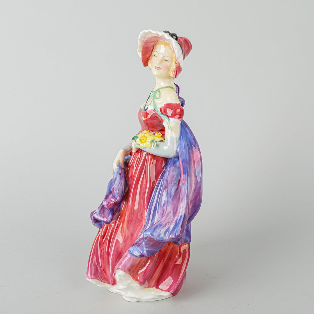 ROYAL DOULTON Figurine Lady April HN 1958
