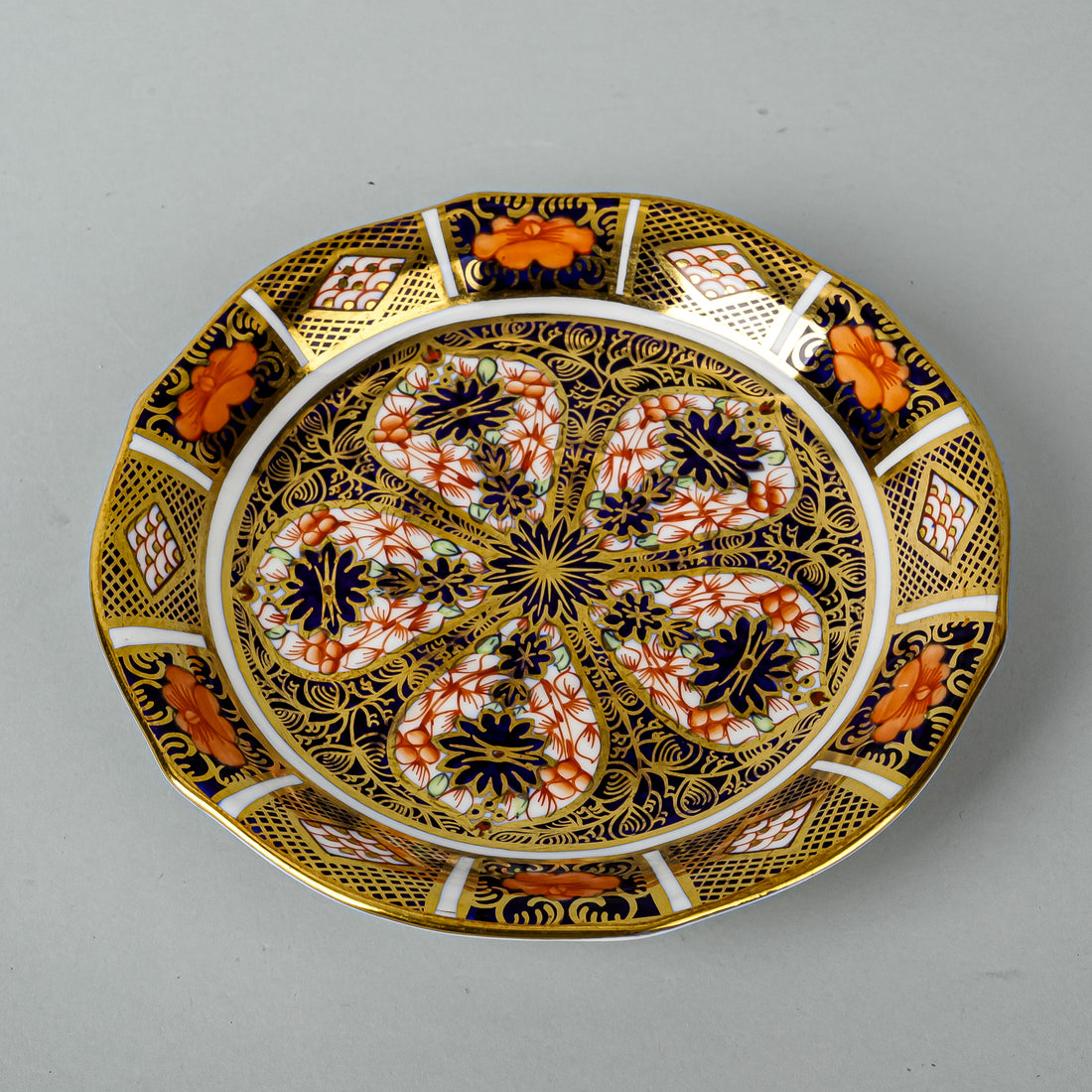 ROYAL CROWN DERBY Old Imari 1128 Cup & Saucer - Low Flat Cup