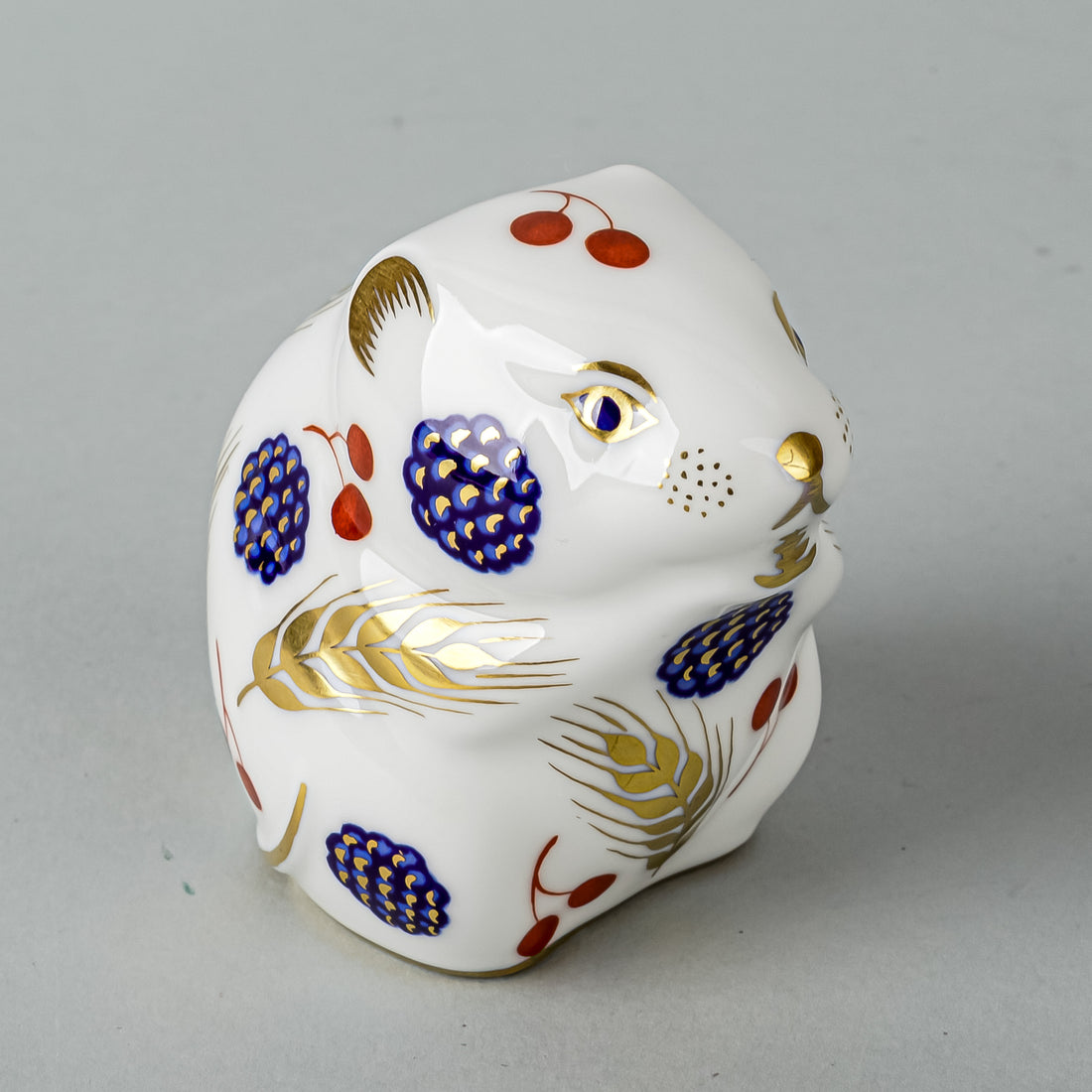 ROYAL CROWN DERBY Paperweight Harvest Mouse