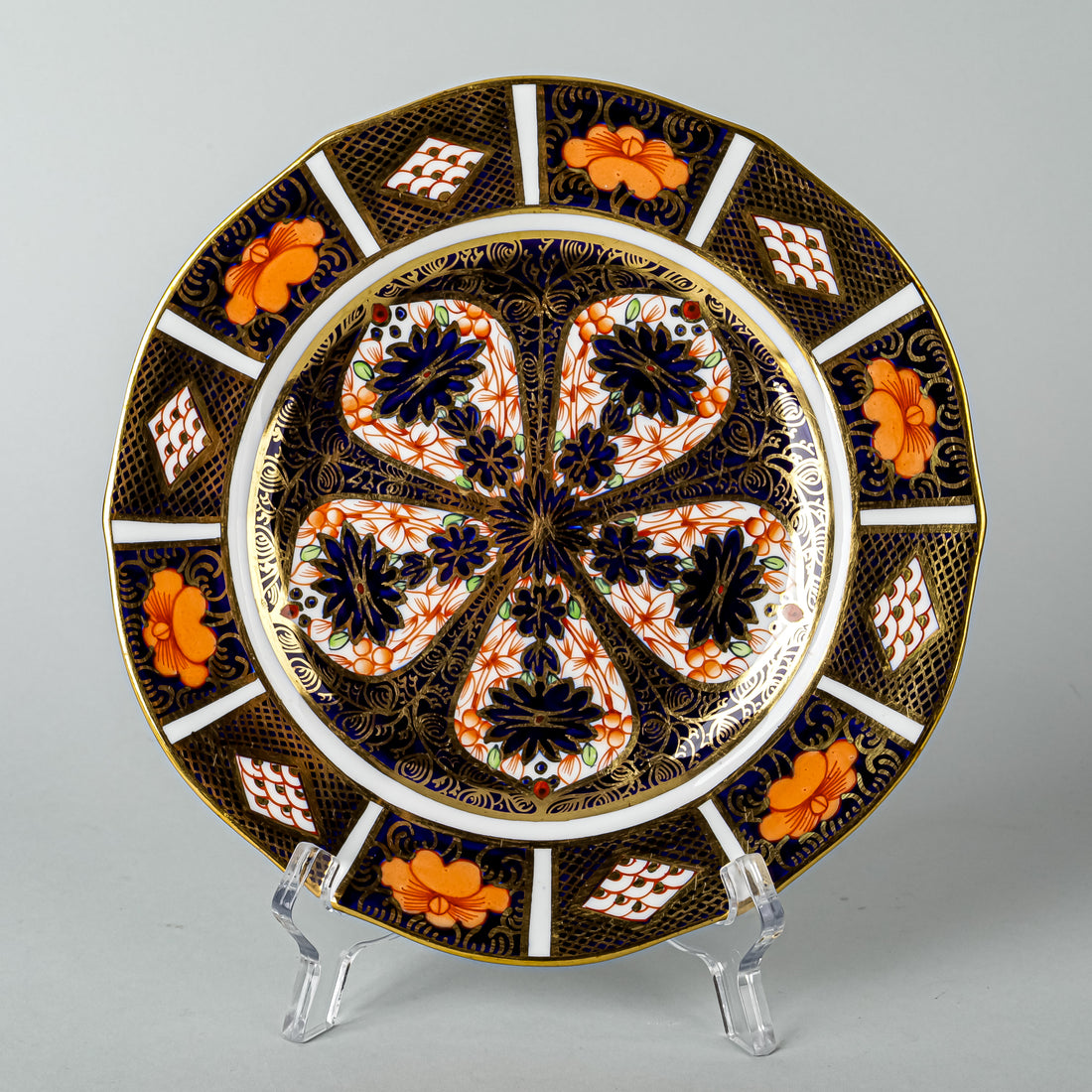 ROYAL CROWN DERBY Old Imari 1128 Dessert/Tea Plate