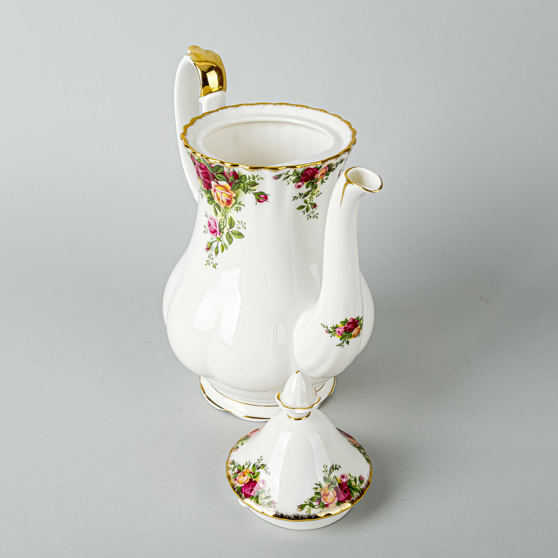 ROYAL ALBERT Old Country Roses Coffee Pot With Lid