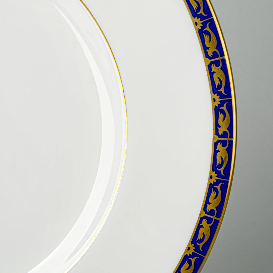 WEDGWOOD Marina R4425 11 Place Settings Plus Extras