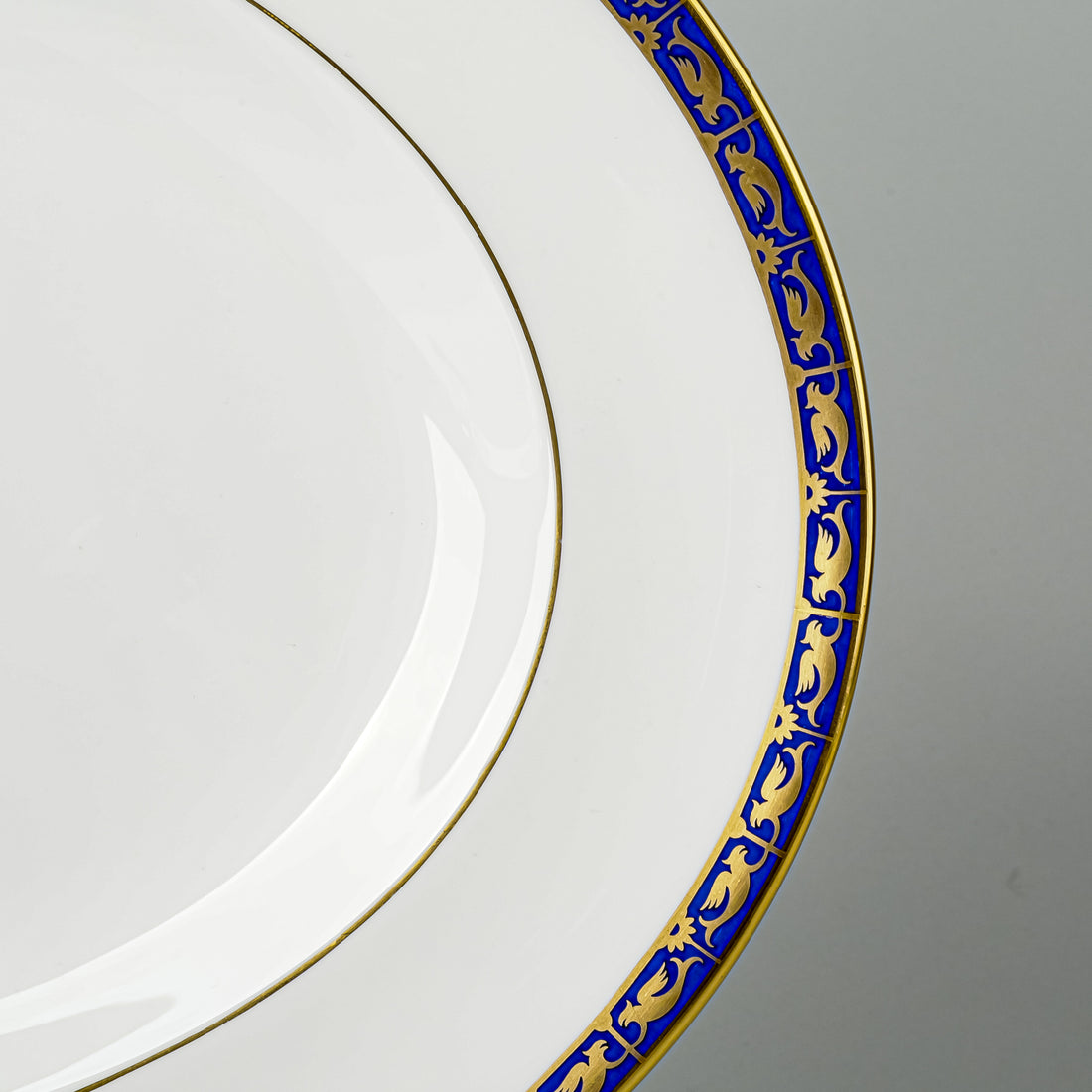 WEDGWOOD Marina R4425 Platter