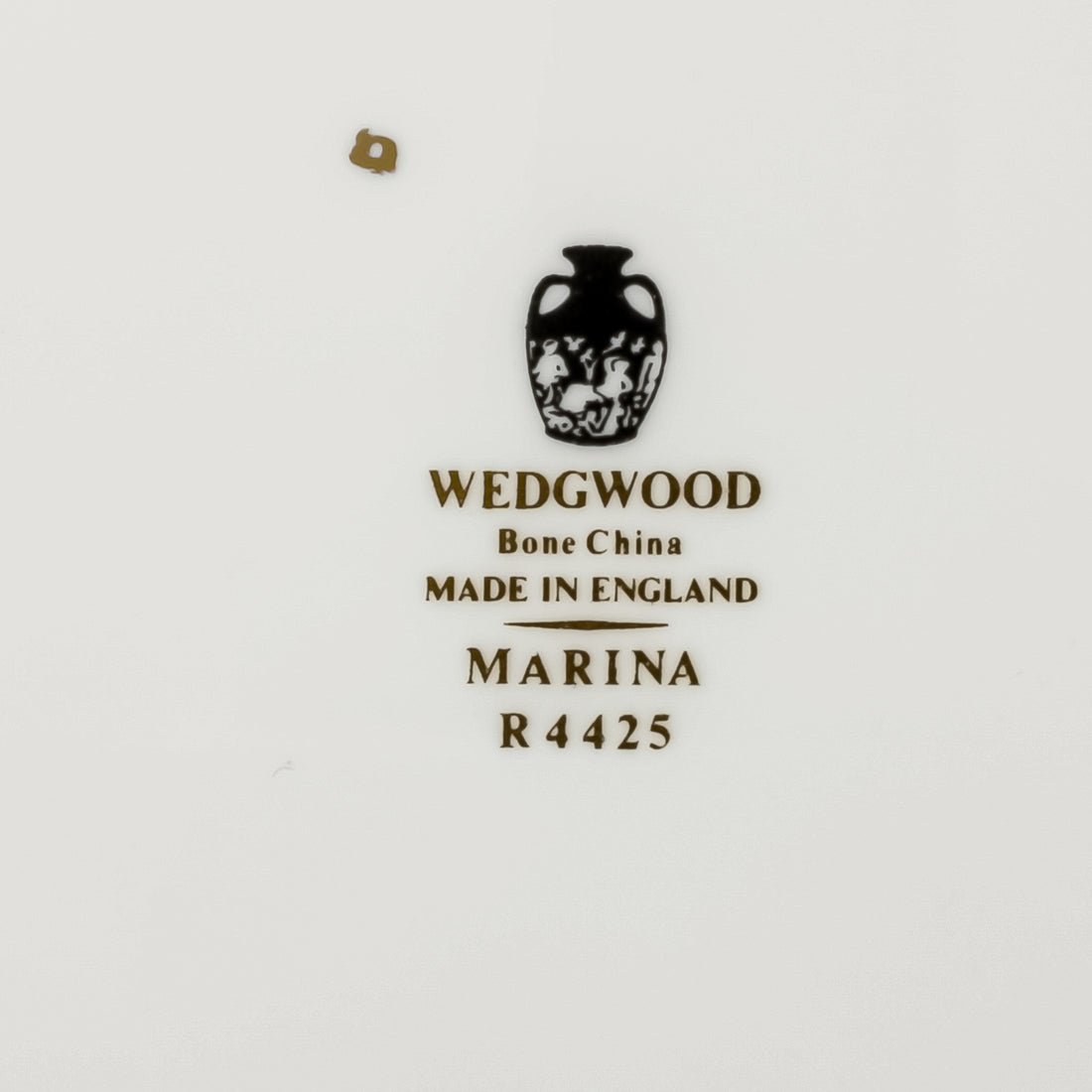 WEDGWOOD Marina R4425 Platter