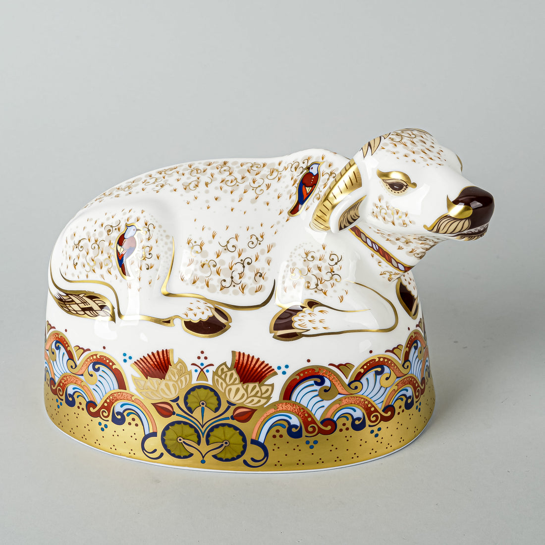 ROYAL CROWN DERBY Paperweight Water Buffalo