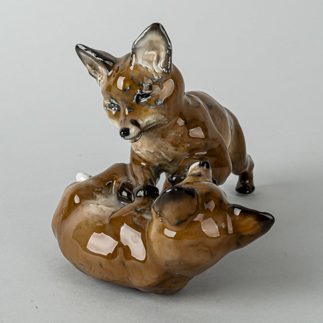 ROSENTHAL Figurine Two Young Foxes Playing 1706