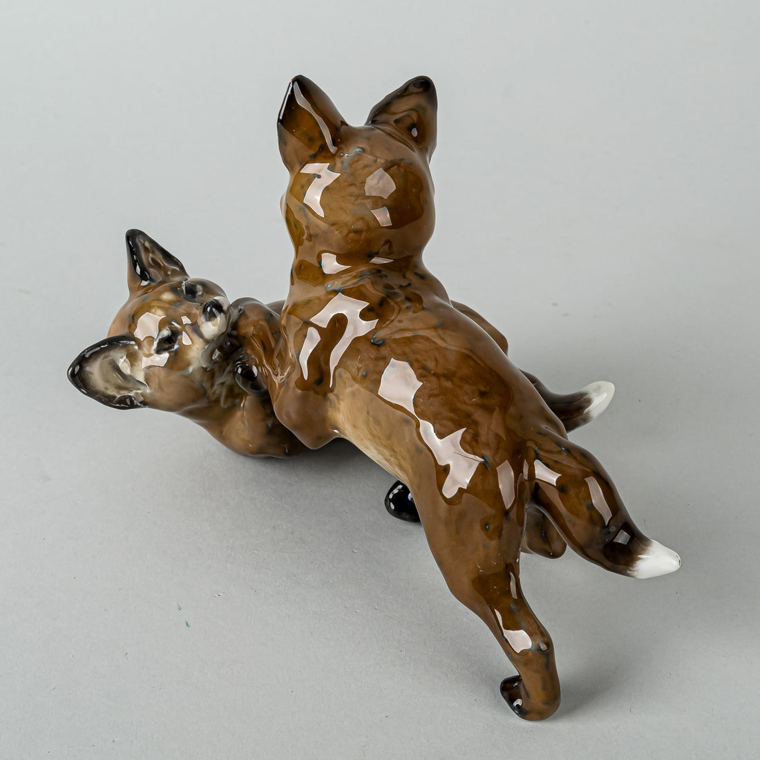 ROSENTHAL Figurine Two Young Foxes Playing 1706