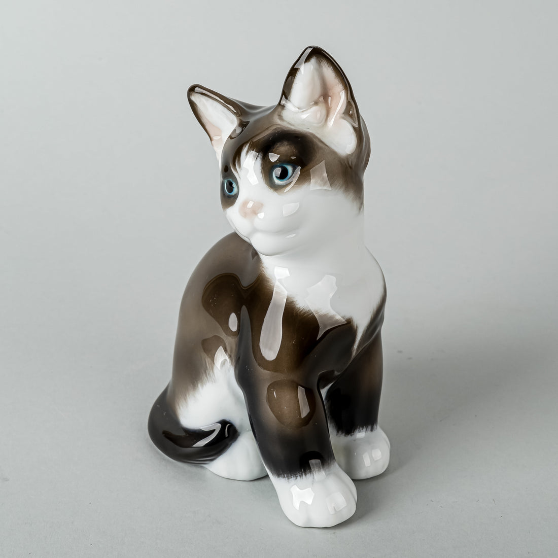 ROSENTHAL Figurine Sitting Kitten 1119