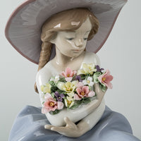 LLADRO Figurine Fragrant Bouquet 5862