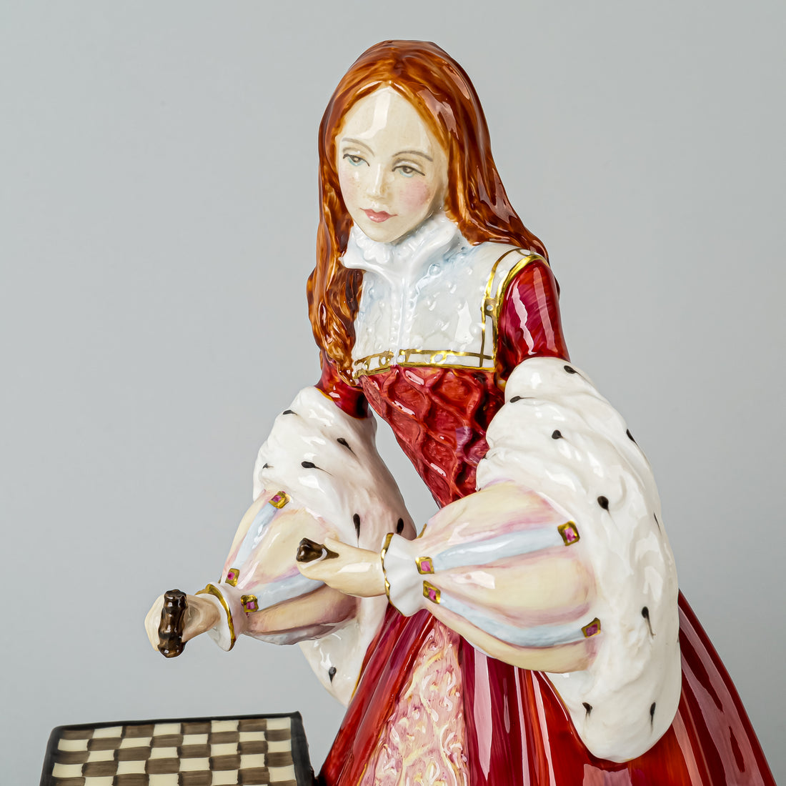 ROYAL DOULTON Figurine Princess Elizabeth HN 3682