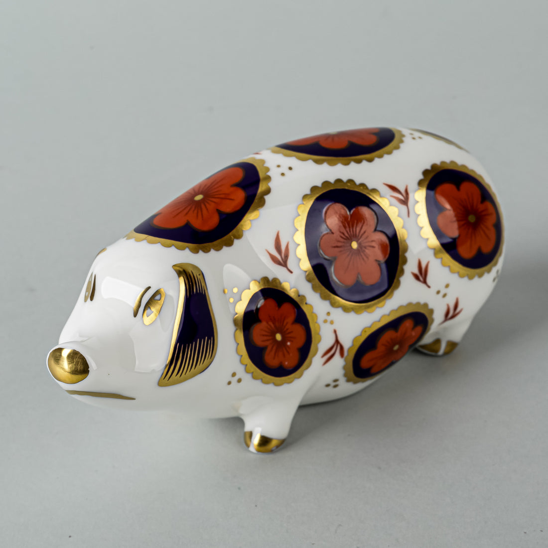 ROYAL CROWN DERBY Paperweight Pig