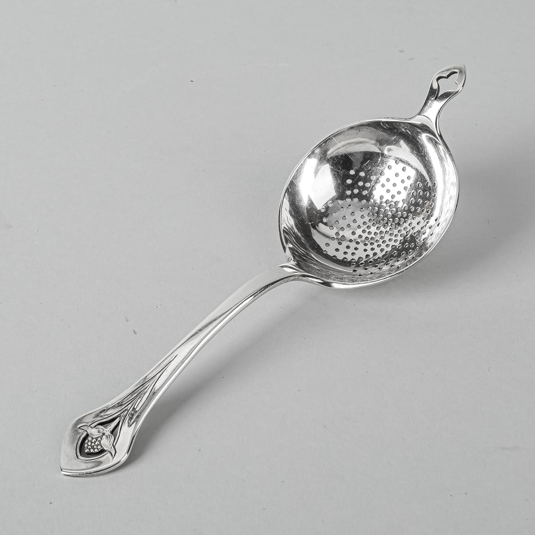 ARTHUR STONE Sterling Silver Tea Strainer