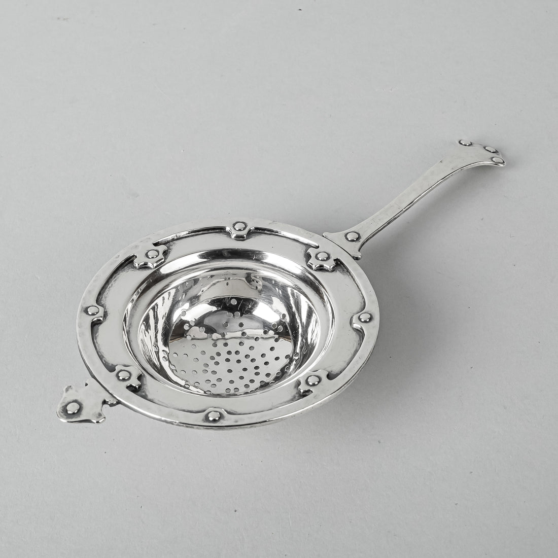 FRANK WHITING & CO Sterling Silver Tea Strainer