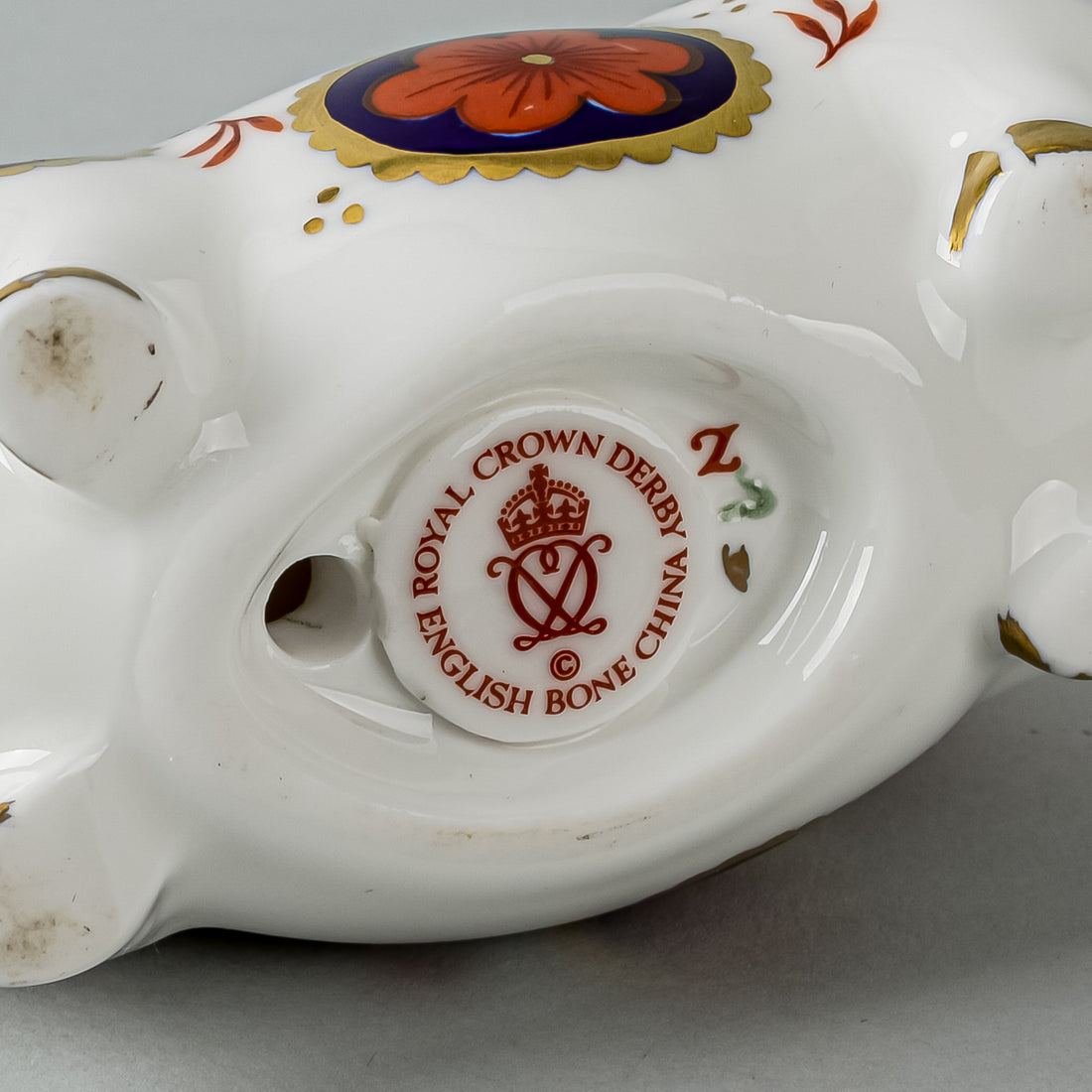 ROYAL CROWN DERBY Paperweight Pig