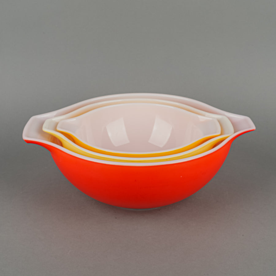 PYREX Primary Colours Cinderella Mixing Bowls Set Of 3