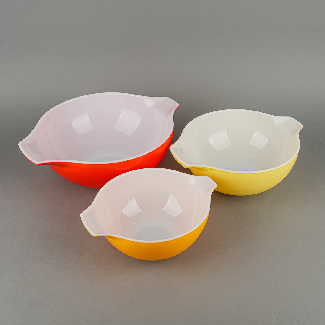 PYREX Primary Colours Cinderella Mixing Bowls Set Of 3