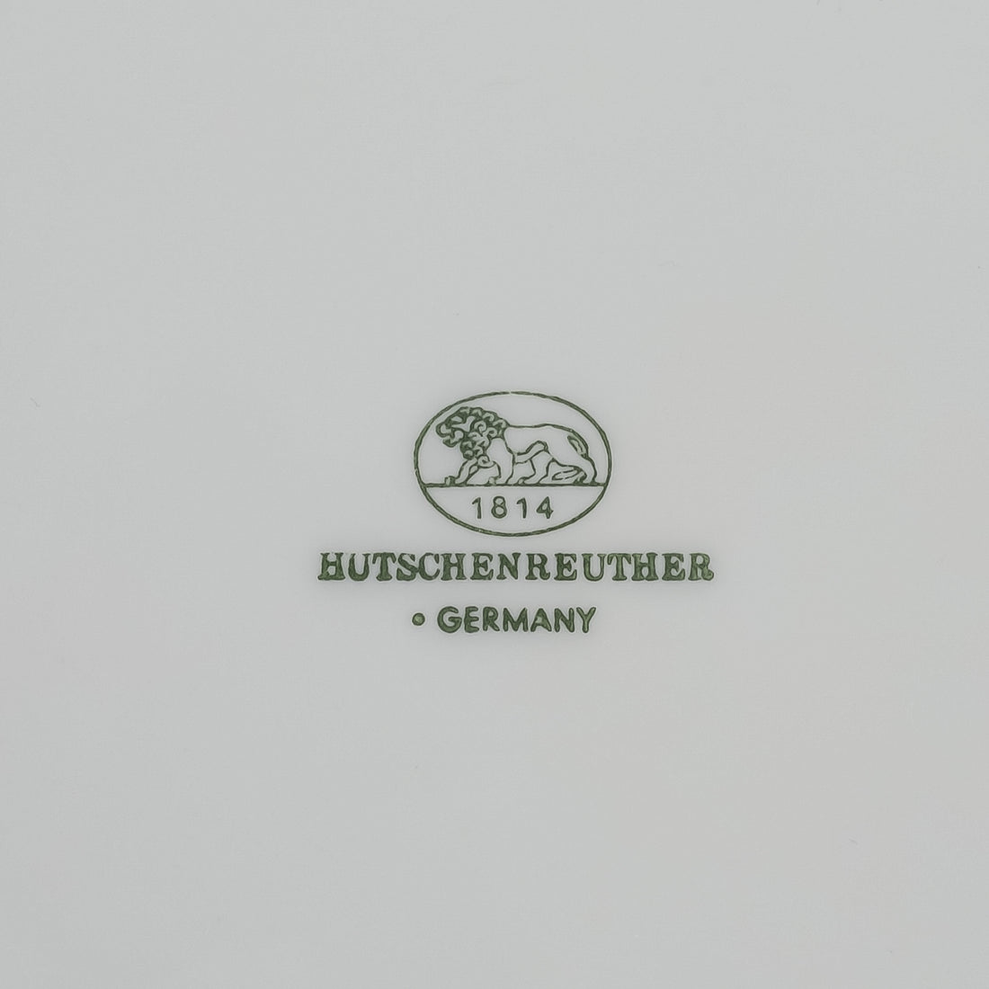 HUTSCHENREUTHER Racine Covered Serving Bowl