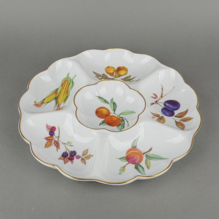 ROYAL WORCESTER Evesham 6 Section Dish