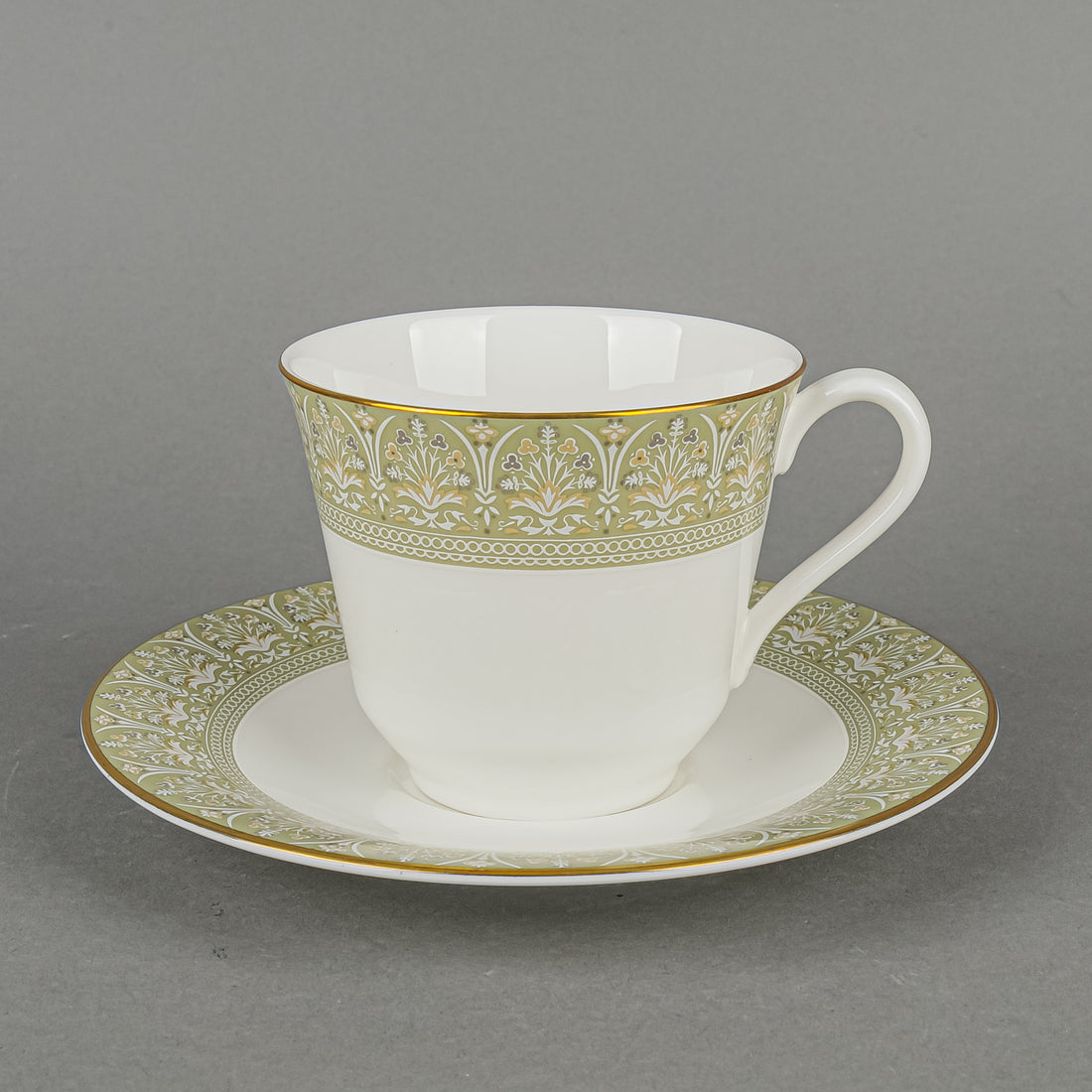 ROYAL DOULTON Sonnet 8 Place Settings